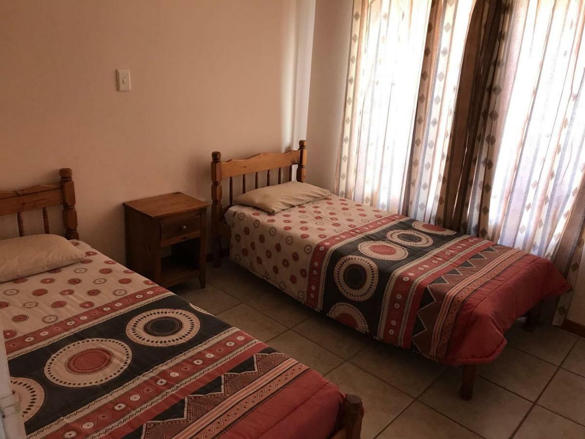 Marina Sands Villa Jeffreysbaai Buitenkant foto